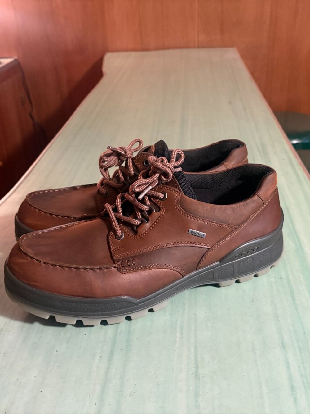 WORN ONCE Mens Ecco Track Gore Tex Waterproof Comfy Shoes Size 46 12 / 12.5